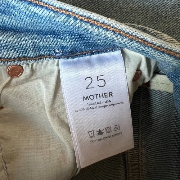 MOTHER The Stunner Ankle Fray in California Cruiser Light Wash Raw Hem Jeans - Picture 7 of 7